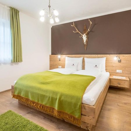 Haus Zur Vogelweide App 1 Appartement Toblach Buitenkant foto