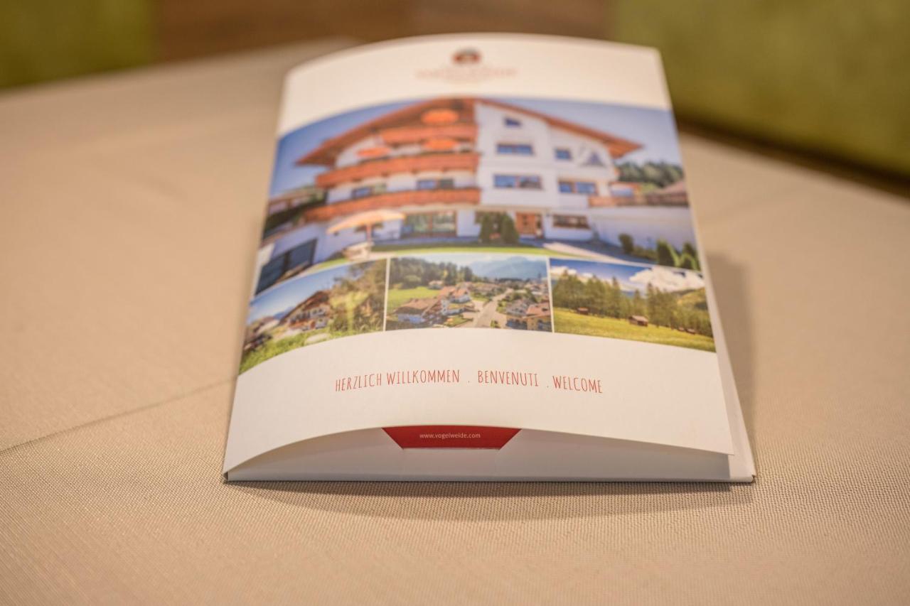 Haus Zur Vogelweide App 1 Appartement Toblach Buitenkant foto