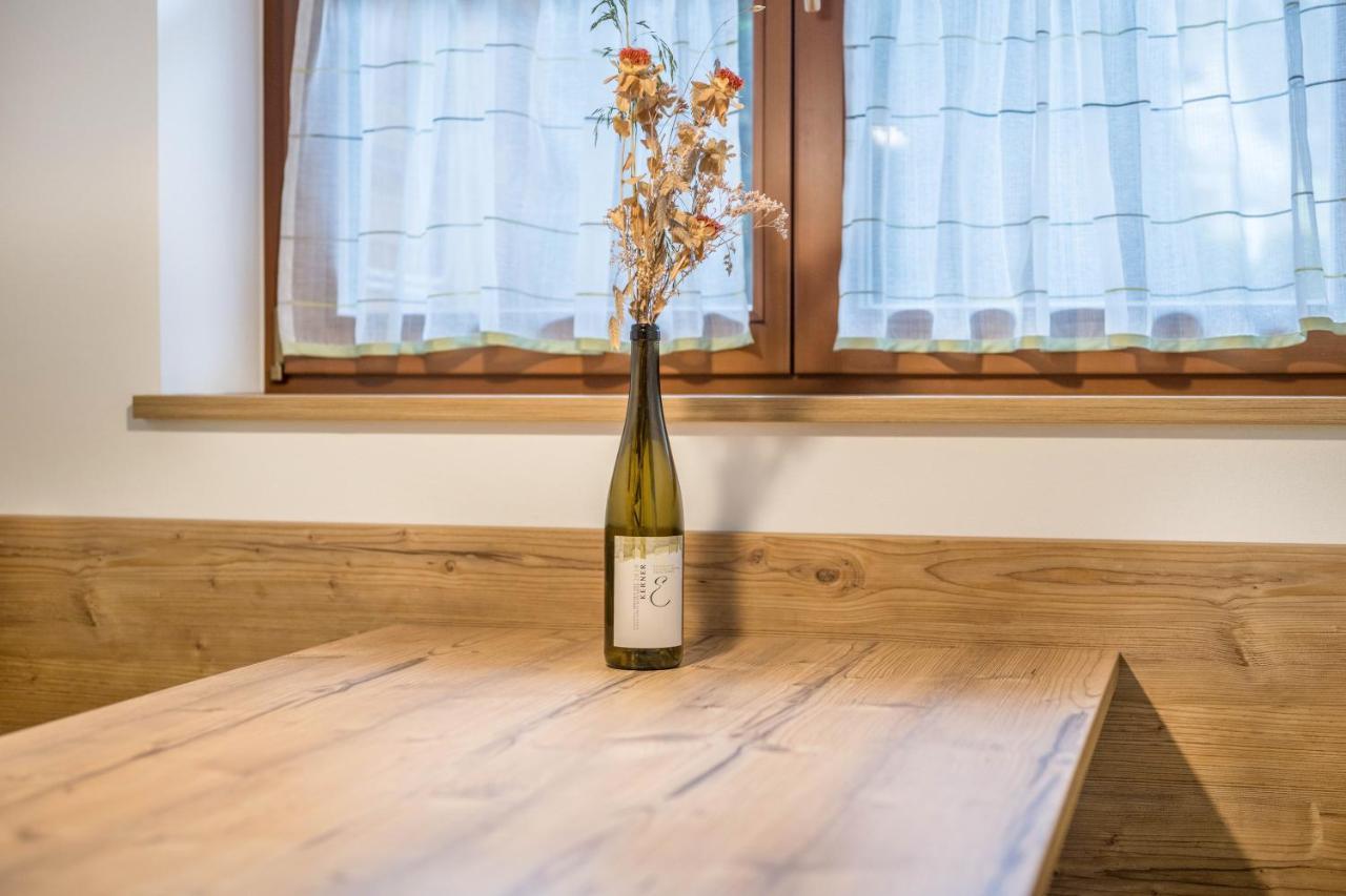 Haus Zur Vogelweide App 1 Appartement Toblach Buitenkant foto