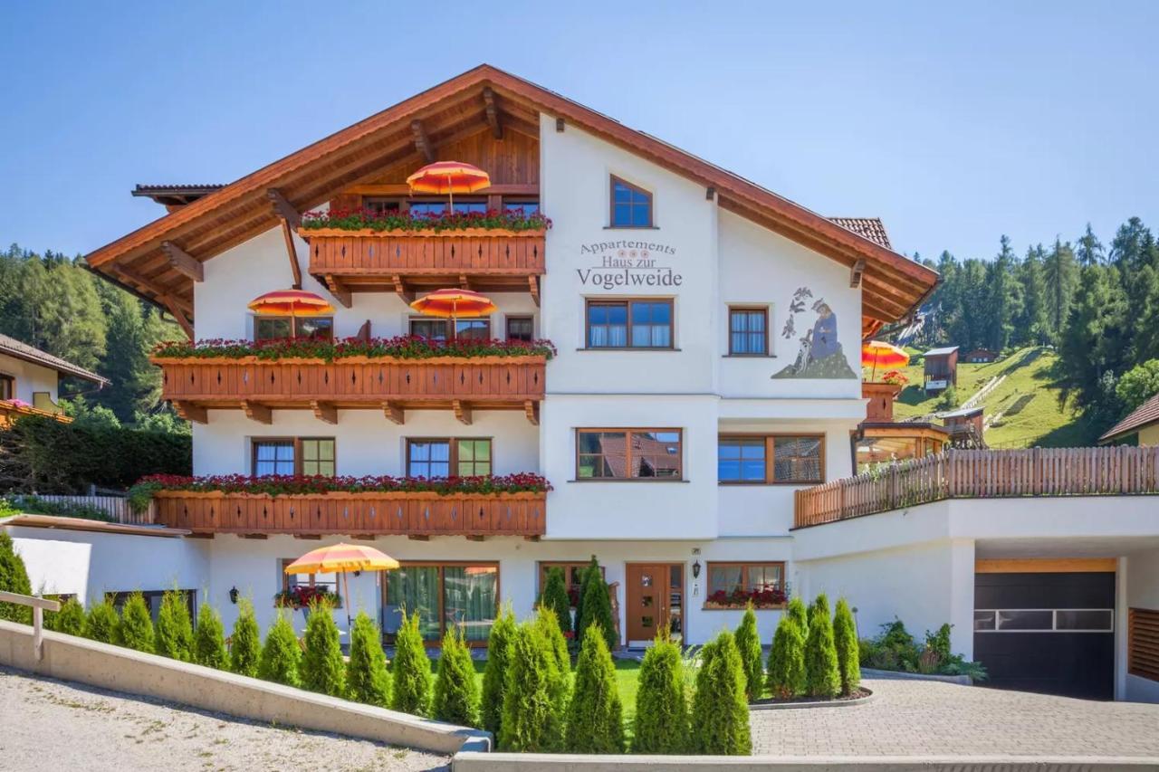 Haus Zur Vogelweide App 1 Appartement Toblach Buitenkant foto